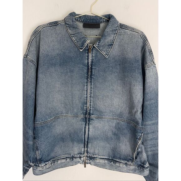 FEAR OF GOD Essentials Denim Jacket Size Large NWT - Picture 4 of 13